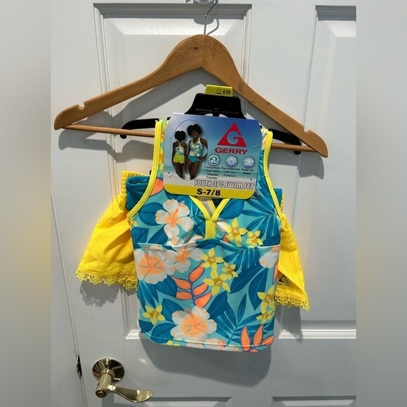 Gerry Girls 3-Piece Youth Tankini & Shorts Swimsuit Set SIZE S(7/8) - Picture 4 of 6